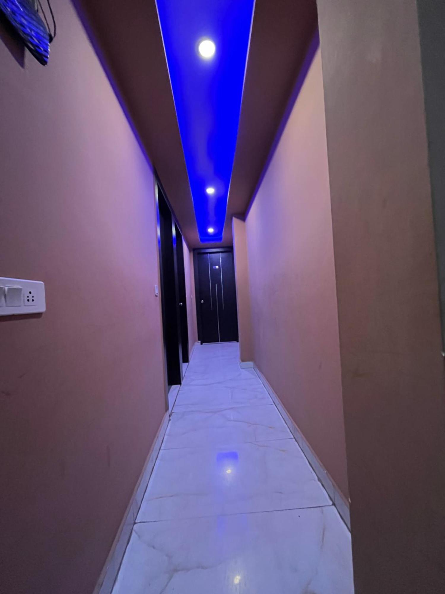 Jupiter Plaza Delhi Airport Hotel New Delhi Bagian luar foto